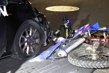 16-Jähriger übersieht Audi und wird zu Boden geschleudert