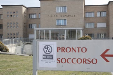 Mutter und Tochter sterben nach Weihnachtsessen in Italien: Vater in Klinik