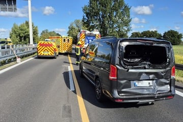 Unfall A: Unfall auf der A10: Mehrere Fahrzeuge krachen ineinander