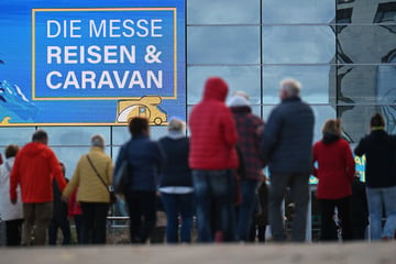Erfurter Messegelände verwandelt sich in überdimensionales Reisebüro