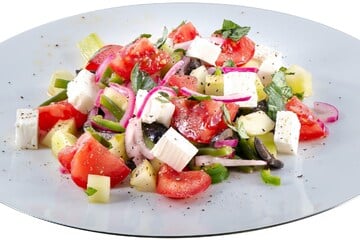 Kultsalat aus der DDR: Einfaches Rezept für Original Schopska-Salat
