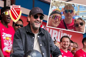 Cottbuser Aufstiegshelden erobern Mallorca, ist "Feierbiest" Wollitz mit dabei?