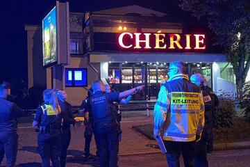Tödliches Drama in Hamburg! Mann vor Shisha-Bar erschossen