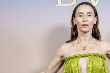 Peri Baumeister über Hass im Netz: "Fiel mir schwer, das Handy zur Seite zu legen"