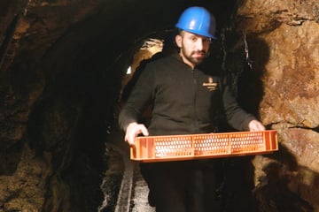 Erzgebirge: Die ersten Stollen ziehen in den Stollen