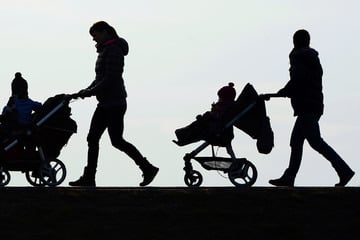 Baby-Verwechslung geklärt: Tausch-Frauen treffen sich 35 Jahre später