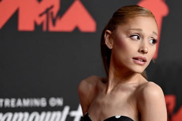 Ariana Grande muss Event absagen - wütende Fans wünschen ihr den Tod