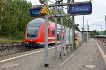 Nächster Brücken-Abriss in Sachsen: Bahn-Verkehr unterbrochen!