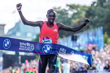 Berlin: Berlin-Marathon: Sabastian Sawe gewinnt, Wetter verhindert Rekord