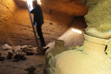 Sensationsfund! 3300 Jahre alte Grabkammer in top Zustand entdeckt