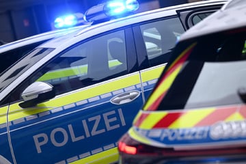 Tödliches Drama im Dienst: Polizist stirbt bei Unfall mit Streifenwagen