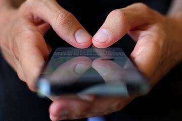 Aufgezeichnet und erpresst: Mann wird Opfer von "Sextortion" nach Instagram-Kontakt