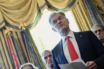 Dr. Oz wants Americans to work longer to help relieve government debt