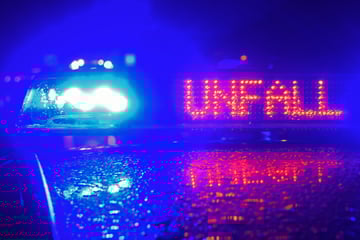 Tödlicher Unfall auf B13: BMW-Fahrer übersieht Motorrad