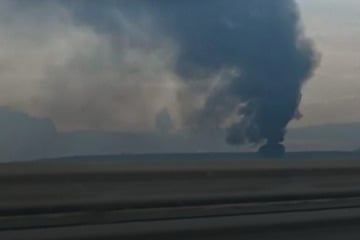 Ukraine-Krieg: Russische Sprengstofffabrik und Ölkomplex getroffen