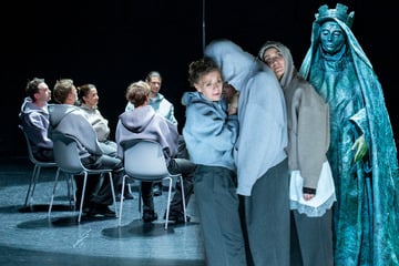 Theaterstück zum Magdeburg-Anschlag: Ist "Wunde Stadt" berührend oder pietätlos?