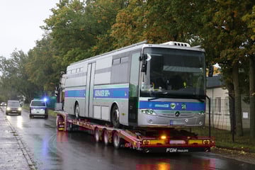 Wurde beim Döbelner CSD beschlagnahmt: Adenauer-Demobus rollt wieder