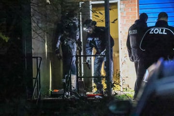 Großrazzia gegen Zigarettenmafia in NRW und Brandenburg: 17 Festnahmen!