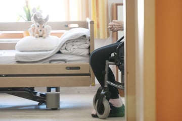 Gewerkschaftsbund verlangt Kurswechsel in der Pflegepolitik