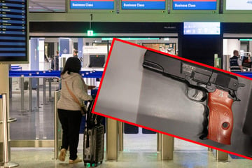 Frankfurt: Aufregung am Flughafen: Mann zieht diese Waffe und legt sie in Gepäckwanne