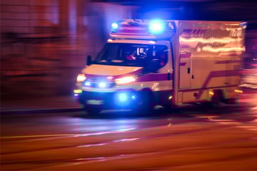 Tödlicher Unfall: Ehemann wird vor den Augen seiner Frau erfasst