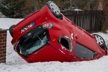 Bevor es jetzt wärmer wird: Schneefall sorgt für Chaos in Ostsachsen