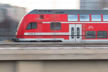 Bahn tauscht wieder Schwellen: Neue Einschränkungen zwischen Dresden und Pirna