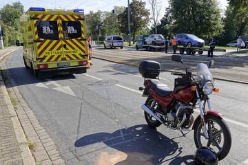 Accident in Dresden: Biker ploughed over by van at intersection