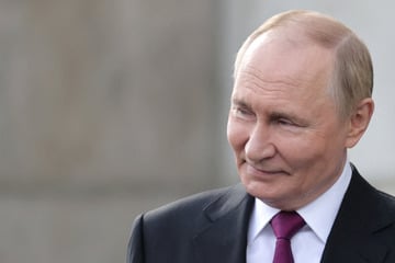 Putin hails Trump administration's "sincere" efforts to end Ukraine war ahead of Alaska talks