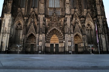 Köln: Blutige Auseinandersetzung vor dem Kölner Dom: Mann lebensgefährlich verletzt