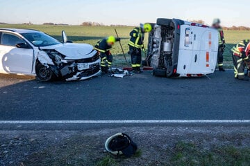 Sperrung nach Unfall auf Staatsstraße