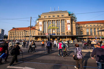 Leipzig: Aufregung am Hauptbahnhof! Wichtel-Geschenke lösen Polizeieinsatz aus