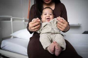 Medizin-Sensation: Baby mit seltenem Tumor erstmals im Mutterleib behandelt