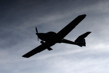 Leichtflugzeug muss notlanden: Insasse (51) verletzt