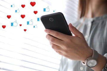 So erkennst Du Gefahren beim Online-Dating und minimierst Risiken