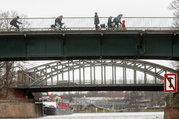 Rehder Brücke in Lübeck gesperrt: Auch Fußgänger und Radfahrer betroffen