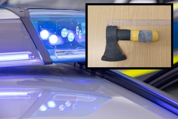 Heikle Szene nach Streit: Junger Mann am Bahnhof mit Axt bedroht