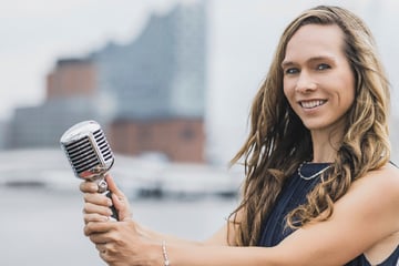 Ex-VIVA-Moderatorin startet Schlager-Karriere und träumt von Silbereisen-Auftritt