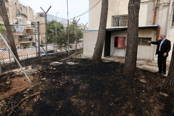 Israelis set fire to Palestinian refugee agency HQ in Jerusalem: "Burn down the UN!"