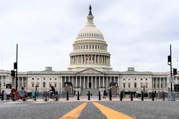 Man arrested after attempting to storm Capitol building with tactical vest and loaded shotgun
