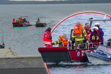 Drama im Lausitzer Seenland: Mann nach Bootsunglück vermisst