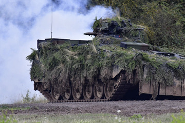 Panzer stoßen auf Übungsplatz in Thüringen zusammen: 12 Verletzte!