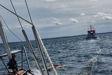 Notfall auf Ostsee: Segelboot ohne Crew - Schiffbrüchiger in Lebensgefahr