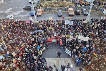 Mehrere Demos vorm Dresdner Rathaus am Donnerstag: Darum geht es den Protestierenden