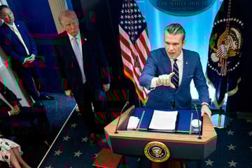 Hegseth accused of lying to Trump about Iran war in shocking White House leak