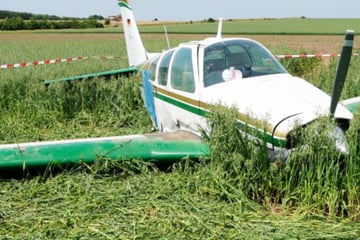 Flugzeug-Unfall bei Kassel: 80-jähriger Pilot und Ehefrau verletzt in Klinik