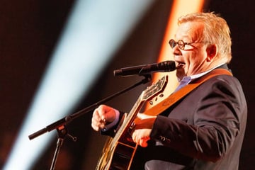 Gesundheitliche Probleme, 22 Kilo weg: TV-Star Bernd Stelter muss operiert werden