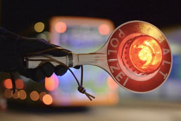 32-mal ohne Führerschein unterwegs: Bundespolizei stoppt gesuchten Mann bei Zittau