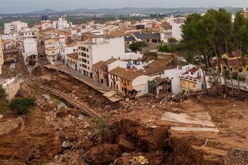 Schwere Unwetter in Spanien: Ex-Fußballer (†28) stirbt in den Fluten