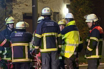 Hamburg: Explosionsgefahr! Gasaustritt in Einfamilienhaus, Feuerwehr im Großeinsatz